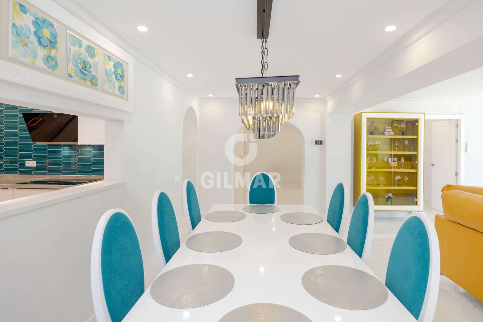 7 soverom Villa til salgs i Rio Real med svømmebasseng garasje - € 1 595 000 (Ref: 9747334)