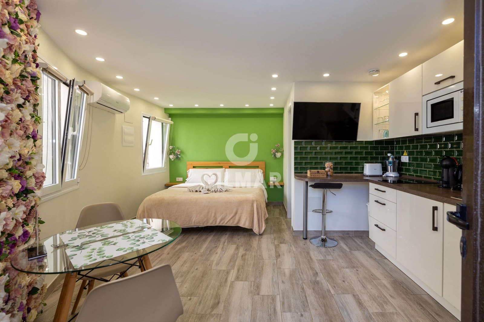 7 soverom Villa til salgs i Rio Real med svømmebasseng garasje - € 1 595 000 (Ref: 9747334)