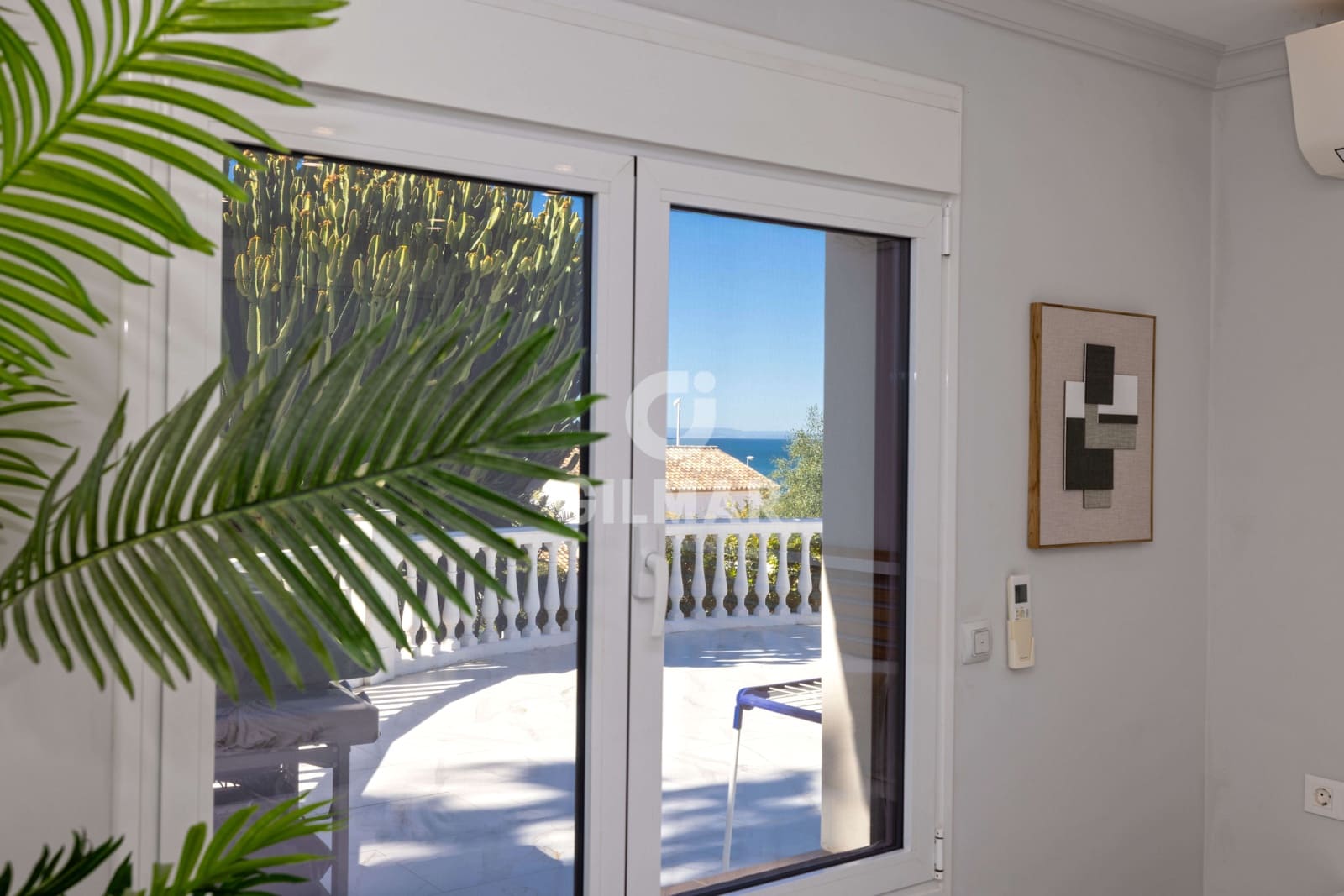 7 soverom Villa til salgs i Rio Real med svømmebasseng garasje - € 1 595 000 (Ref: 9747334)