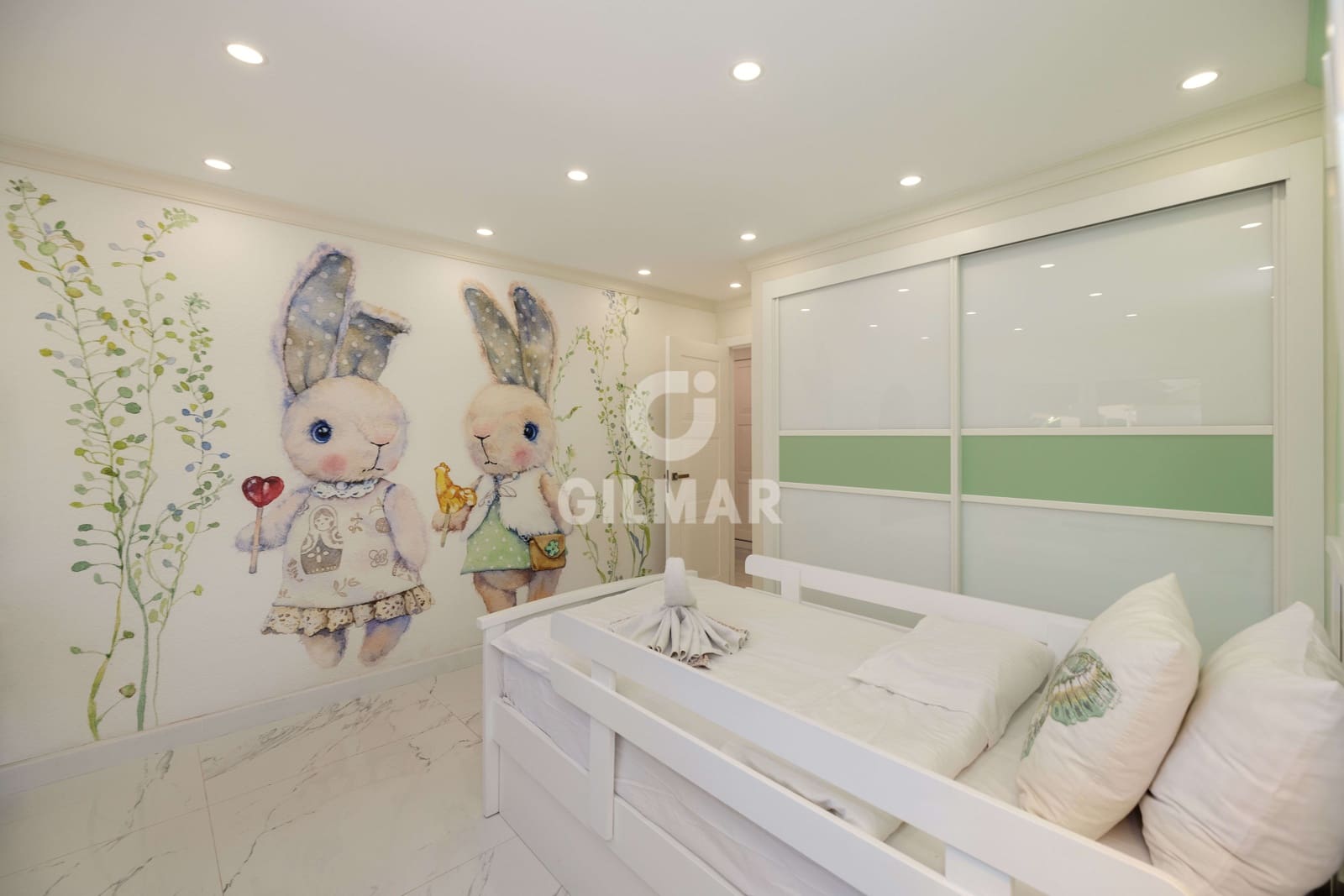 7 soverom Villa til salgs i Rio Real med svømmebasseng garasje - € 1 595 000 (Ref: 9747334)