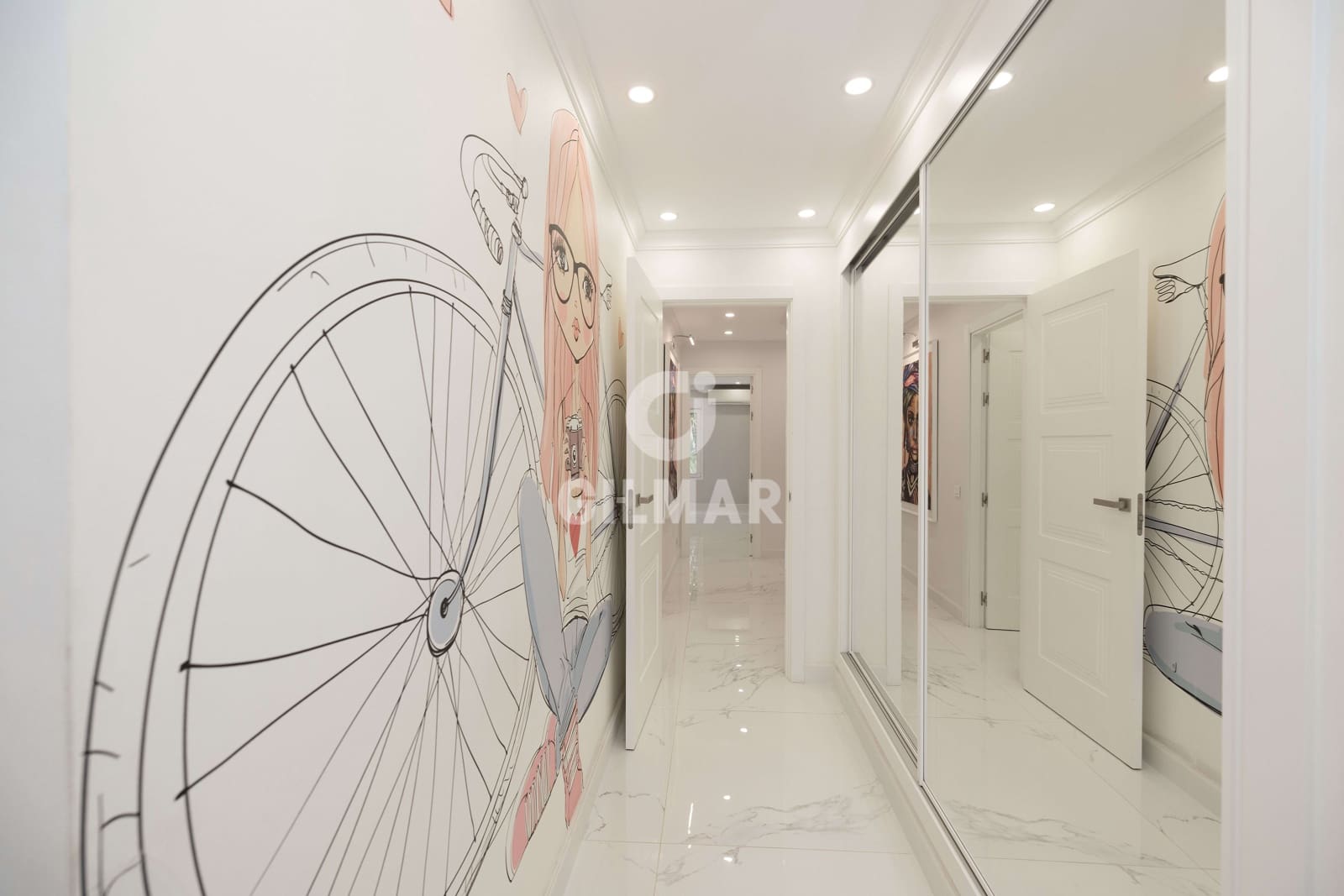 7 soverom Villa til salgs i Rio Real med svømmebasseng garasje - € 1 595 000 (Ref: 9747334)