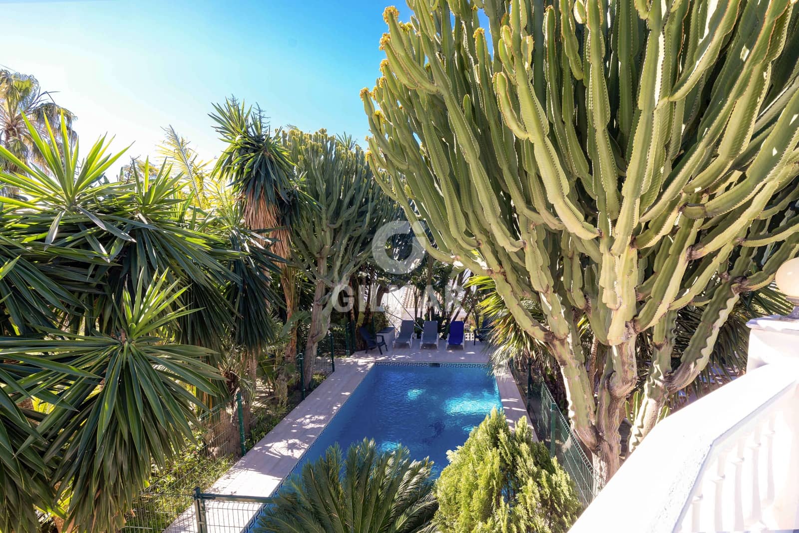 7 soverom Villa til salgs i Rio Real med svømmebasseng garasje - € 1 595 000 (Ref: 9747334)