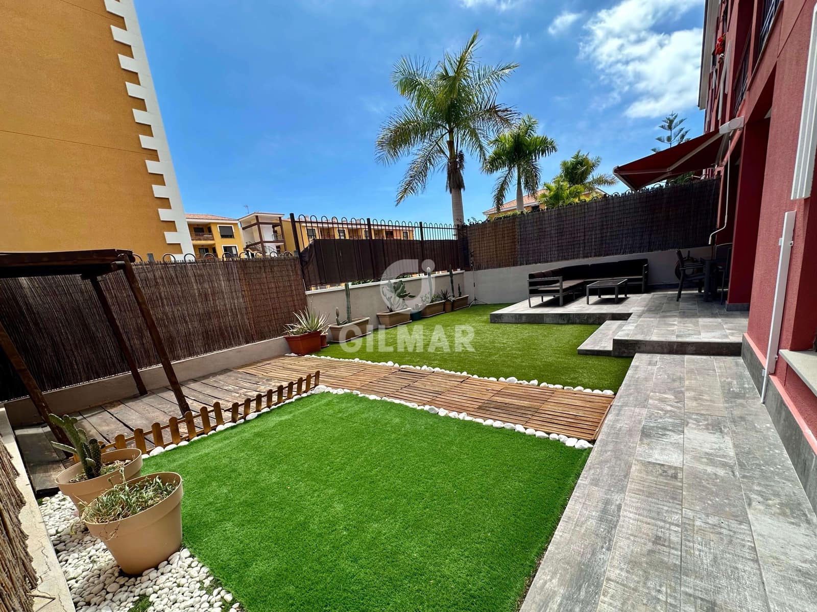 2 bedroom Flat for sale in Palm-Mar with pool garage - € 390,000 (Ref: 9747382)