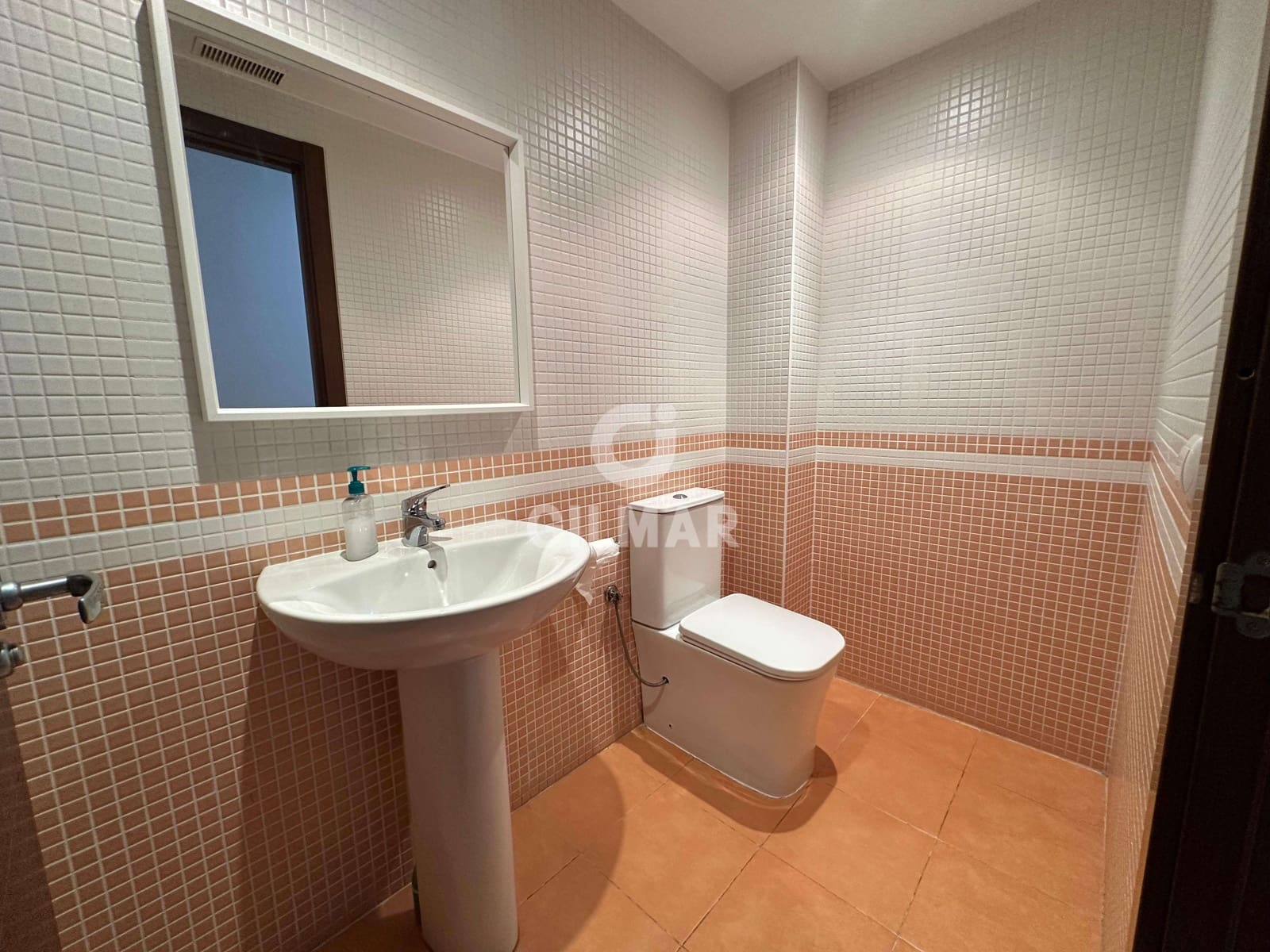 2 bedroom Flat for sale in Palm-Mar with pool garage - € 390,000 (Ref: 9747382)