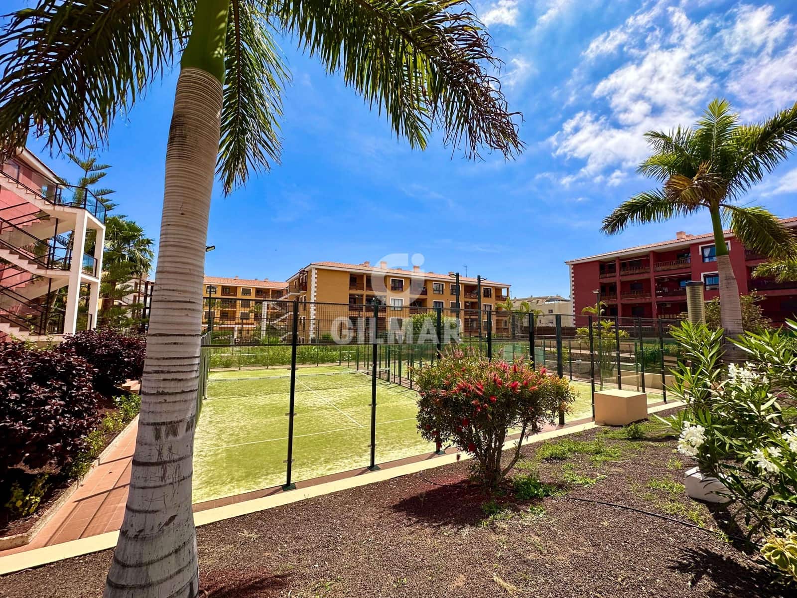 2 bedroom Flat for sale in Palm-Mar with pool garage - € 390,000 (Ref: 9747382)