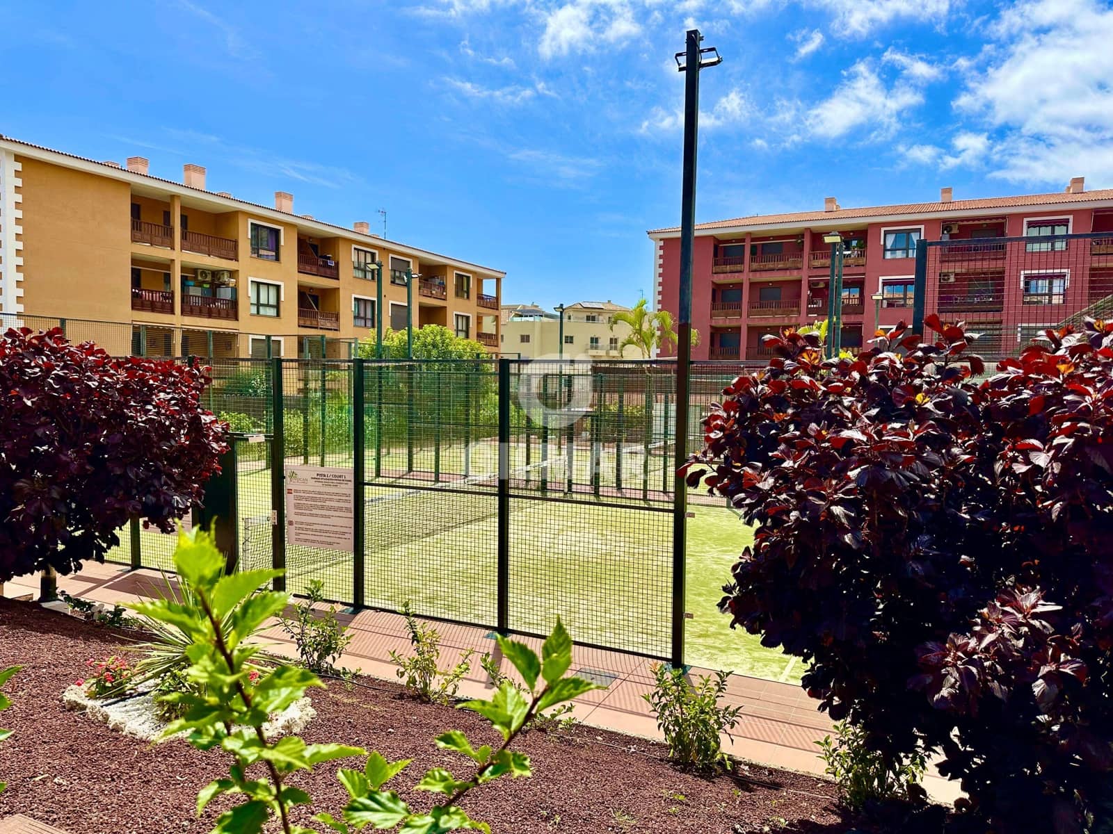 2 bedroom Flat for sale in Palm-Mar with pool garage - € 390,000 (Ref: 9747382)