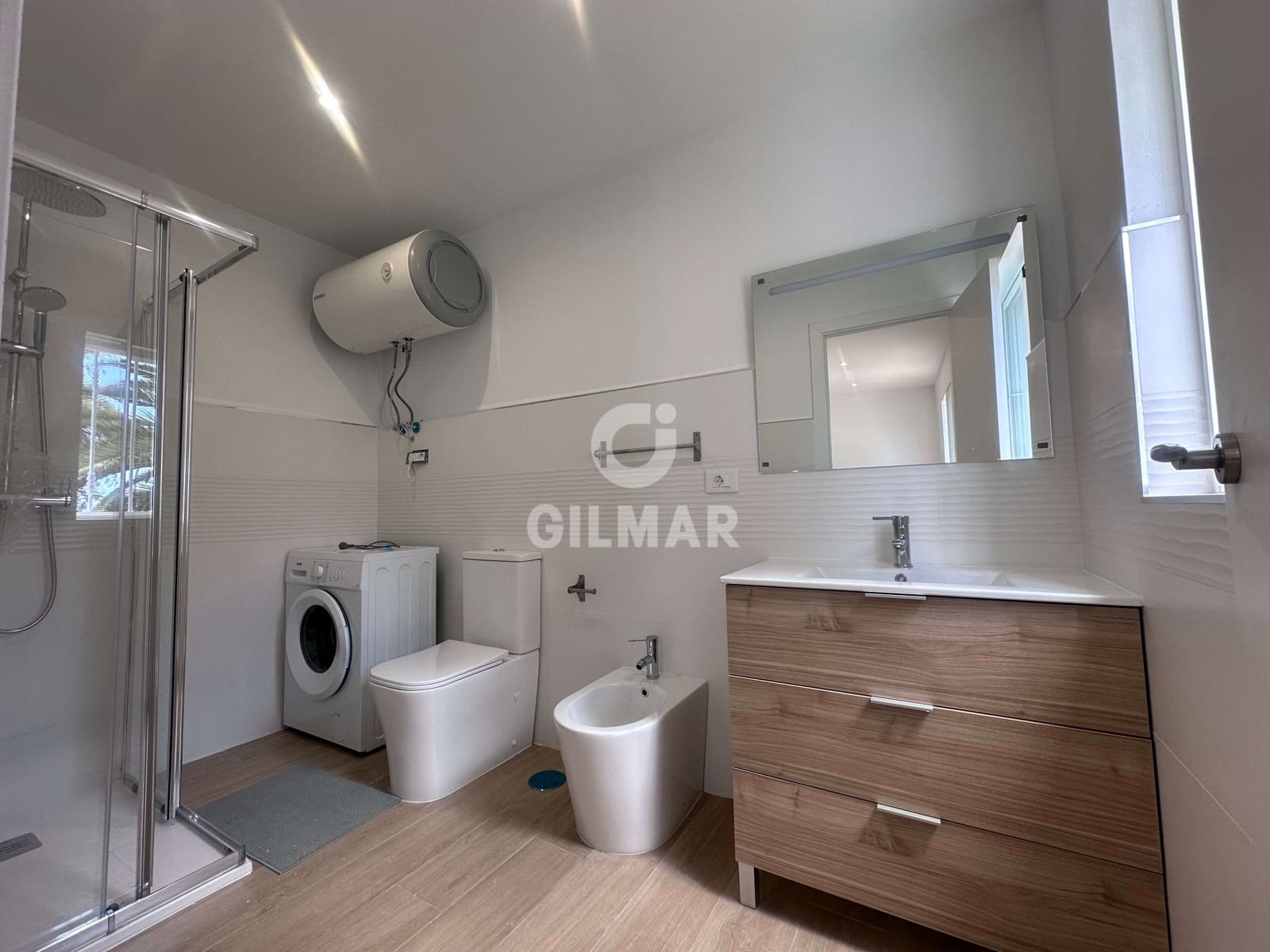 2 bedroom Flat for sale in Costa del Silencio with pool - € 239,000 (Ref: 9747385)