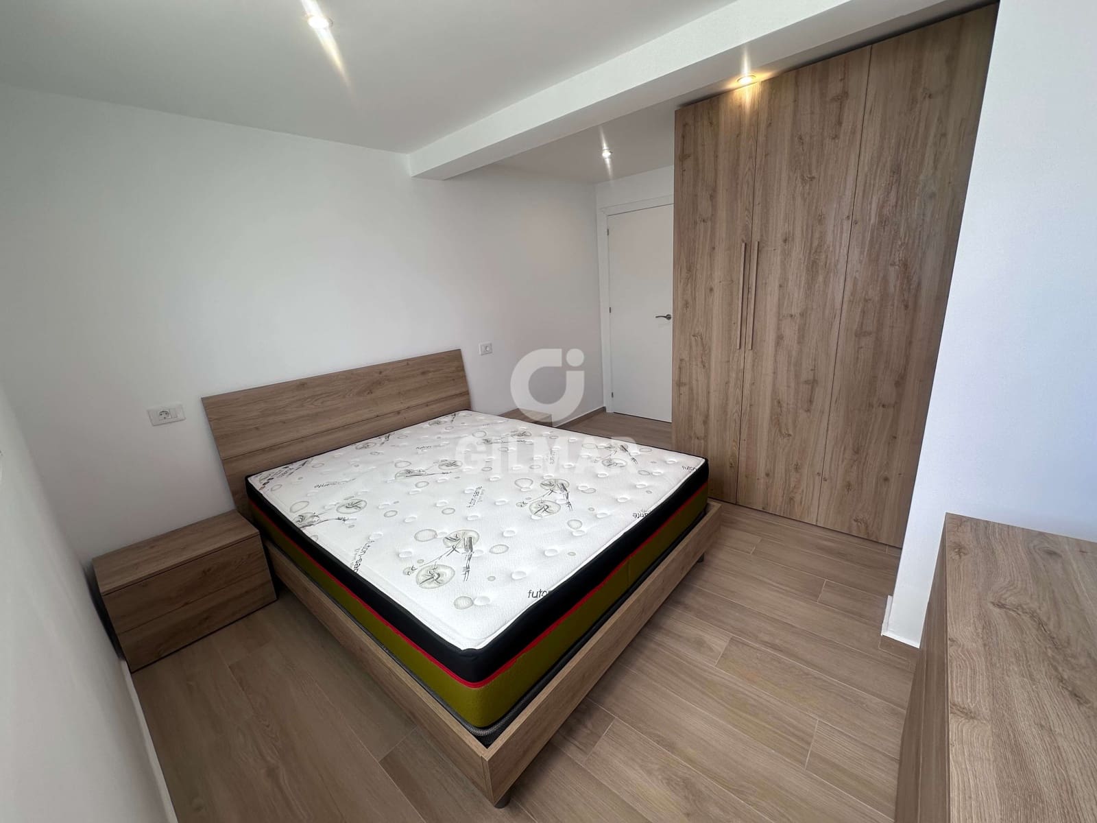 2 bedroom Flat for sale in Costa del Silencio with pool - € 239,000 (Ref: 9747385)