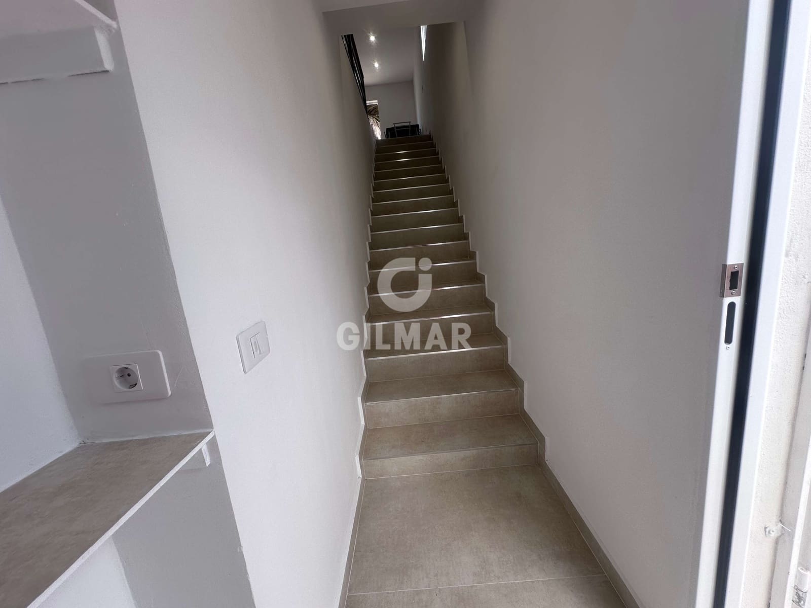 2 bedroom Flat for sale in Costa del Silencio with pool - € 239,000 (Ref: 9747385)