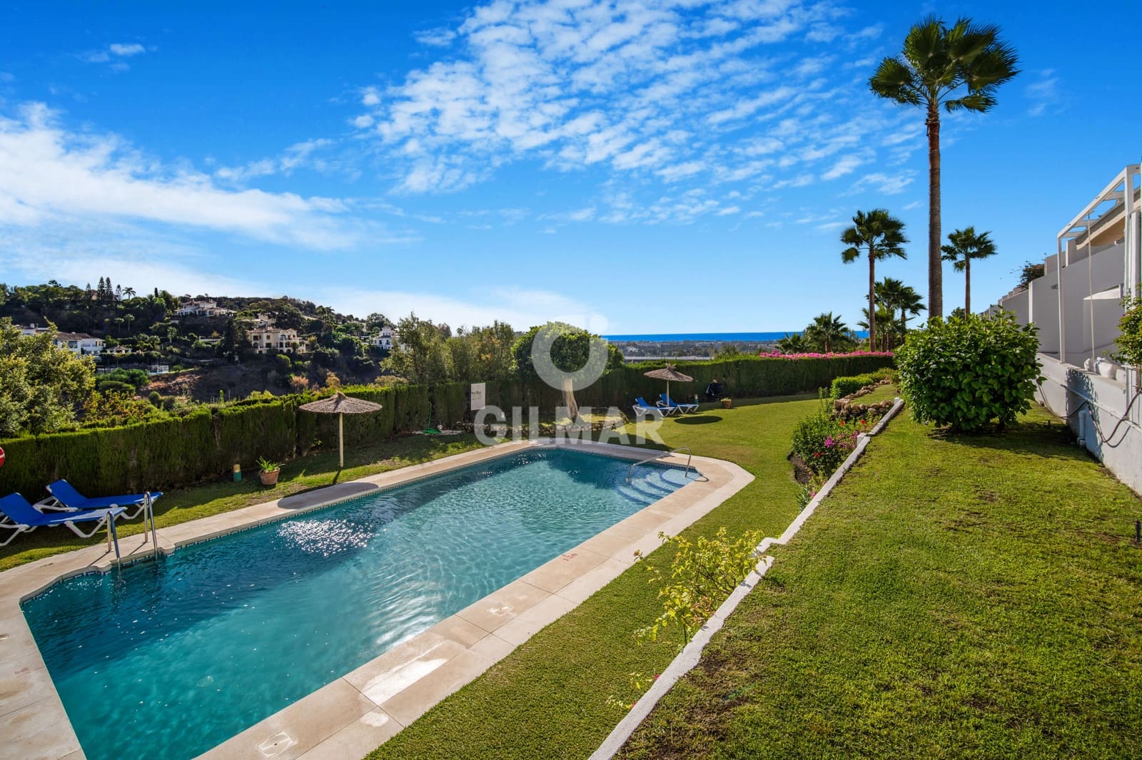 4 Zimmer Wohnung zu verkaufen in La Quinta mit Pool - 749.000 € (Ref: 9747387)