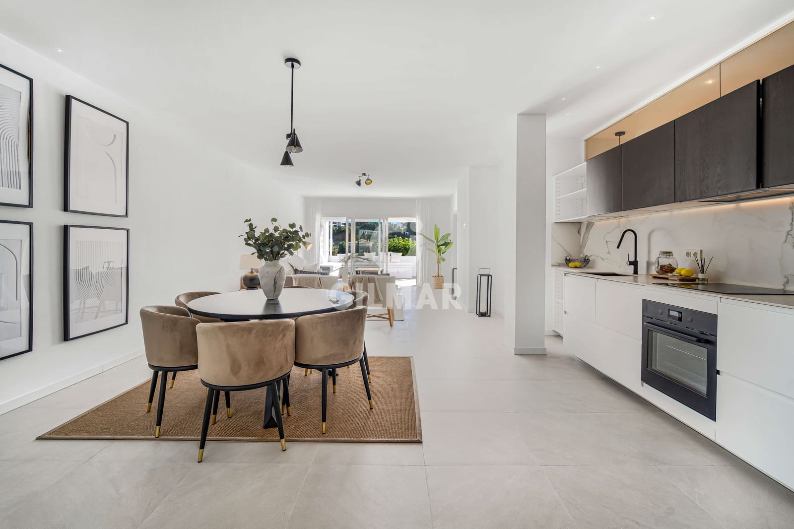 4 Zimmer Wohnung zu verkaufen in La Quinta mit Pool - 749.000 € (Ref: 9747387)