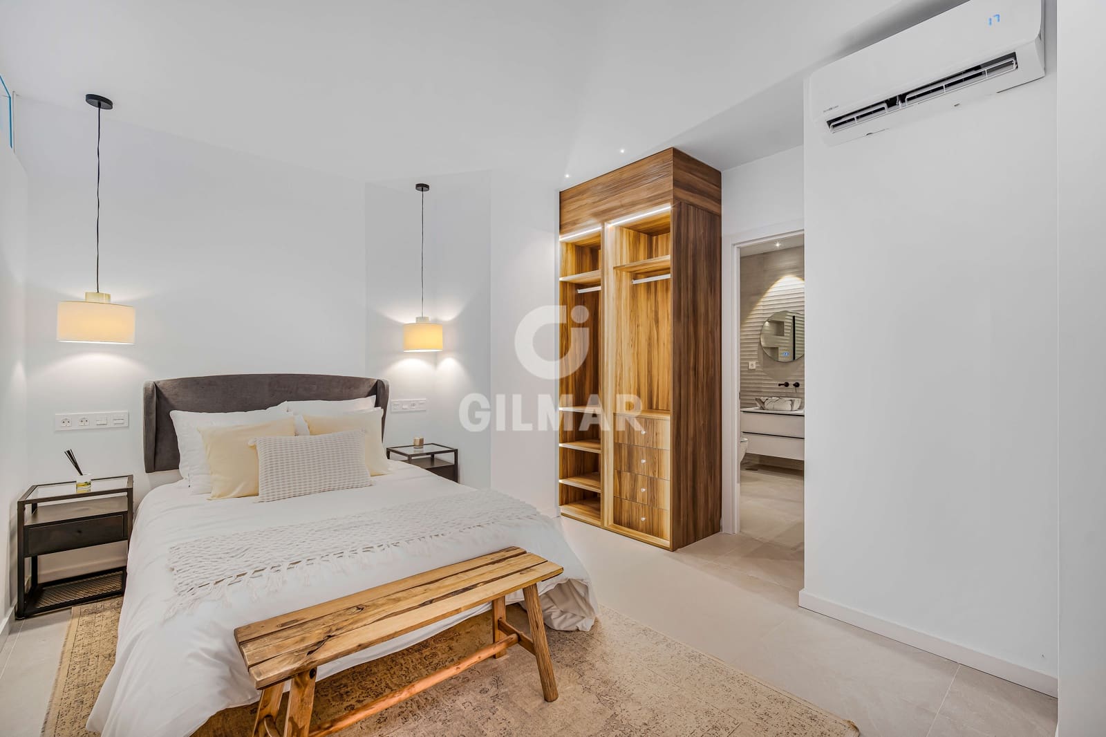 4 Zimmer Wohnung zu verkaufen in La Quinta mit Pool - 749.000 € (Ref: 9747387)