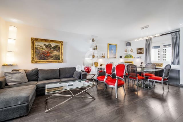 3 sypialnia Penthouse na sprzedaż w Nueva Andalucia, Marbella z basenem garażem - 1 197 000 € (Ref: 9747388)