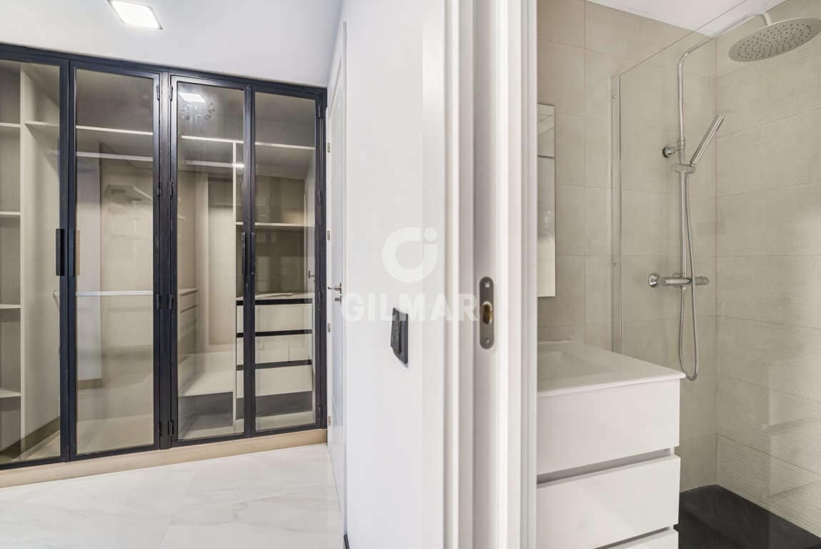 3 Zimmer Wohnung zu verkaufen in Puerto Banus mit Pool - 790.000 € (Ref: 9747389)