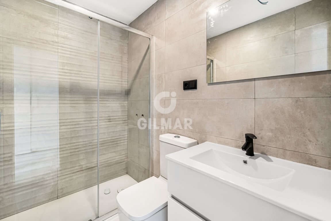 3 Zimmer Wohnung zu verkaufen in Puerto Banus mit Pool - 790.000 € (Ref: 9747389)