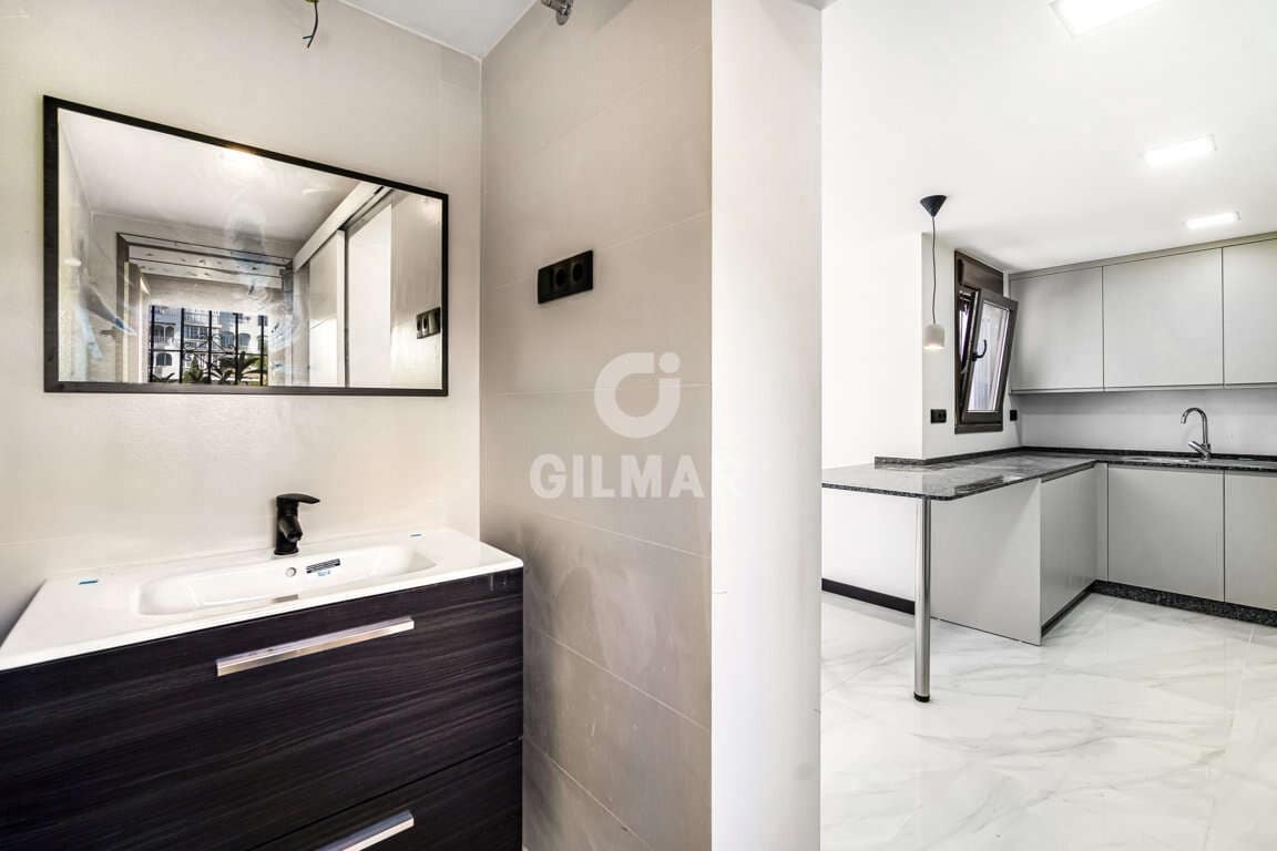 3 Zimmer Wohnung zu verkaufen in Puerto Banus mit Pool - 790.000 € (Ref: 9747389)