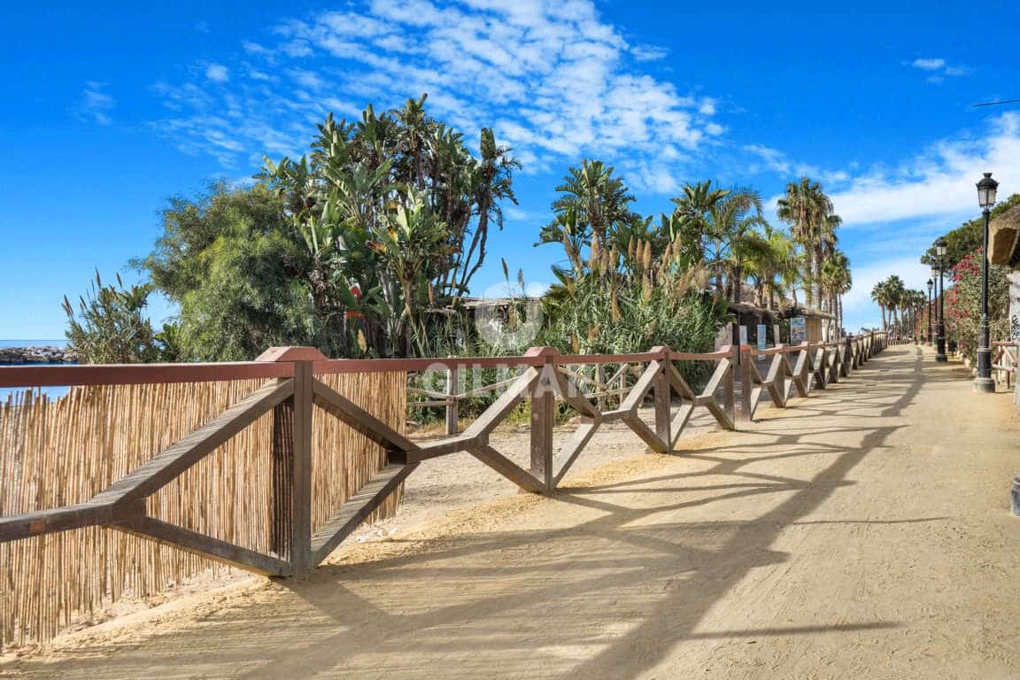 3 Zimmer Wohnung zu verkaufen in Puerto Banus mit Pool - 790.000 € (Ref: 9747389)