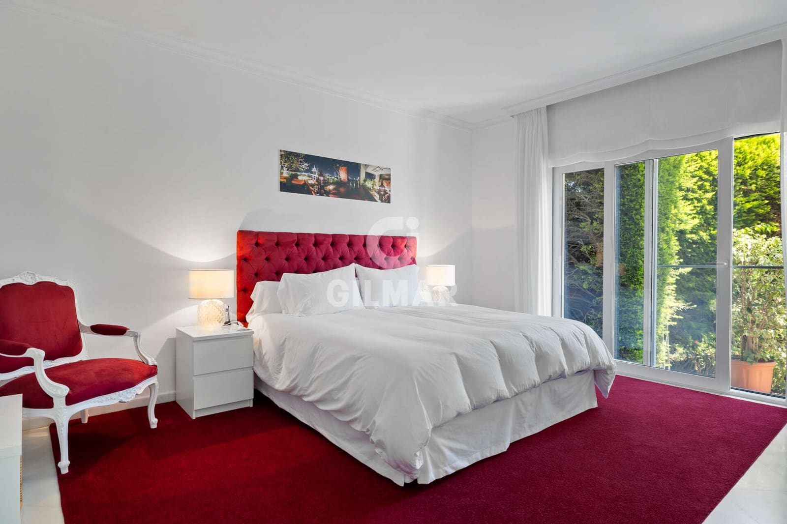 6 bedroom Villa for sale in Nueva Andalucia with pool garage - € 6,400,000 (Ref: 9747390)