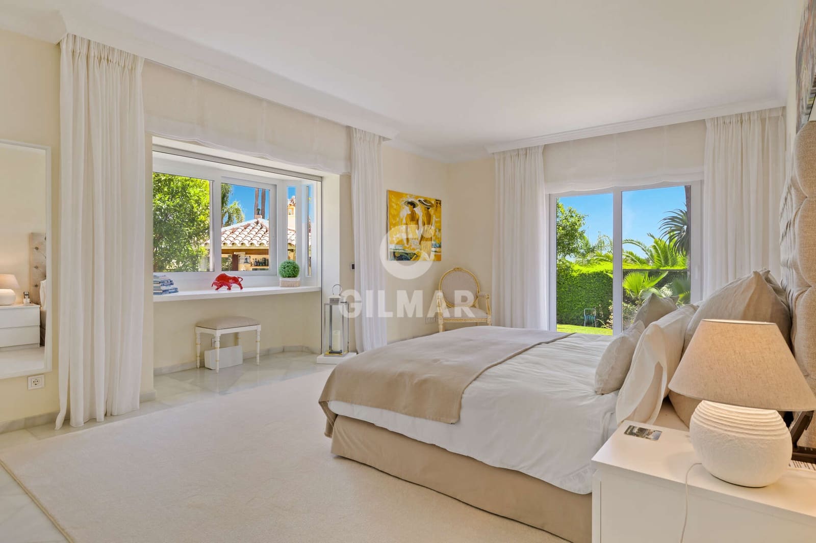 6 bedroom Villa for sale in Nueva Andalucia with pool garage - € 6,400,000 (Ref: 9747390)