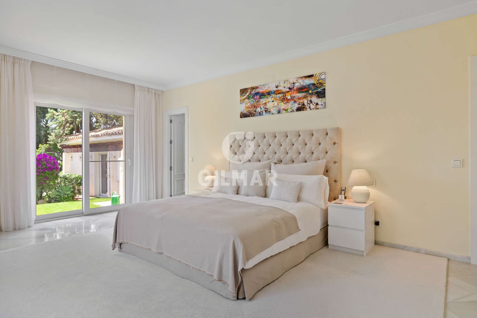 6 bedroom Villa for sale in Nueva Andalucia with pool garage - € 6,400,000 (Ref: 9747390)