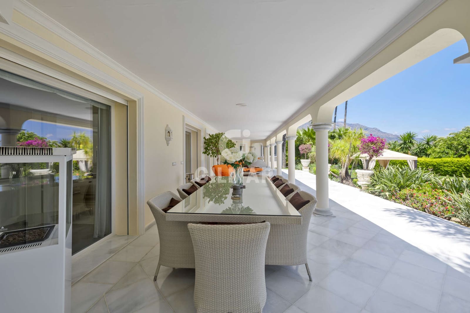 6 bedroom Villa for sale in Nueva Andalucia with pool garage - € 6,400,000 (Ref: 9747390)