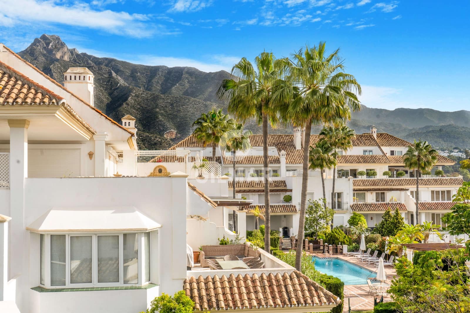 4 soveværelse Penthouse til salg i Golden Mile med swimmingpool garage - € 2.950.000 (Ref: 9747392)