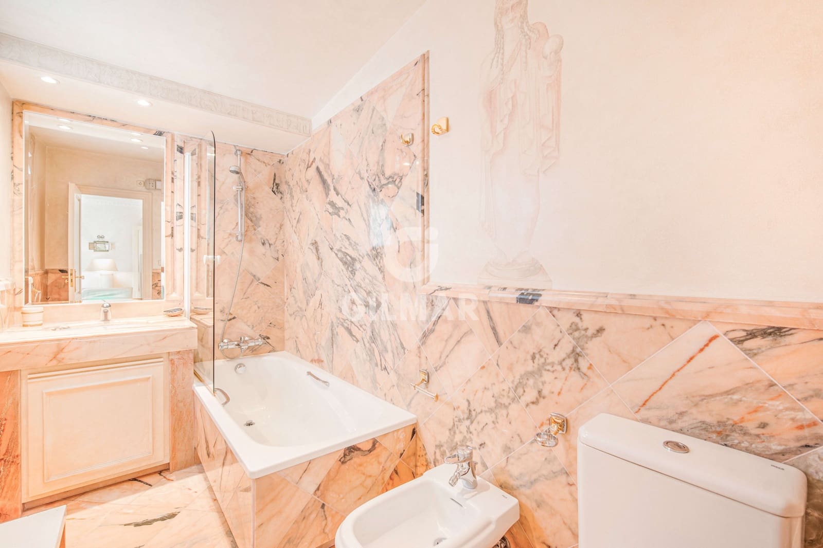 4 soveværelse Penthouse til salg i Golden Mile med swimmingpool garage - € 2.950.000 (Ref: 9747392)