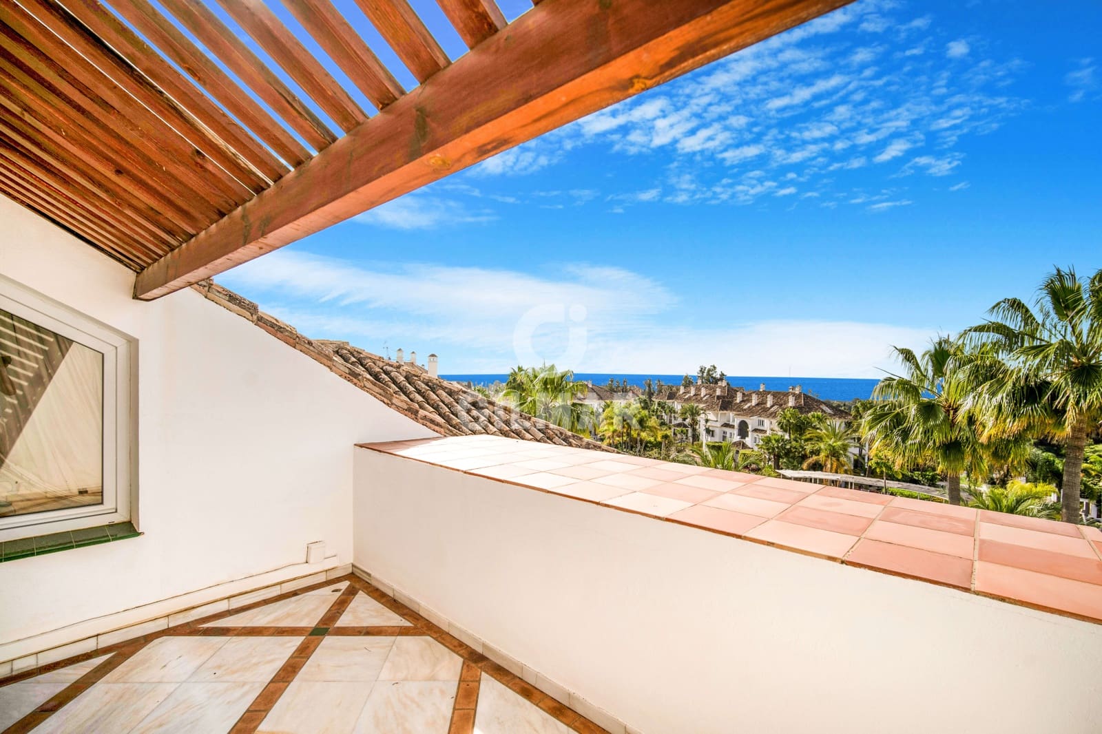 4 soveværelse Penthouse til salg i Golden Mile med swimmingpool garage - € 2.950.000 (Ref: 9747392)