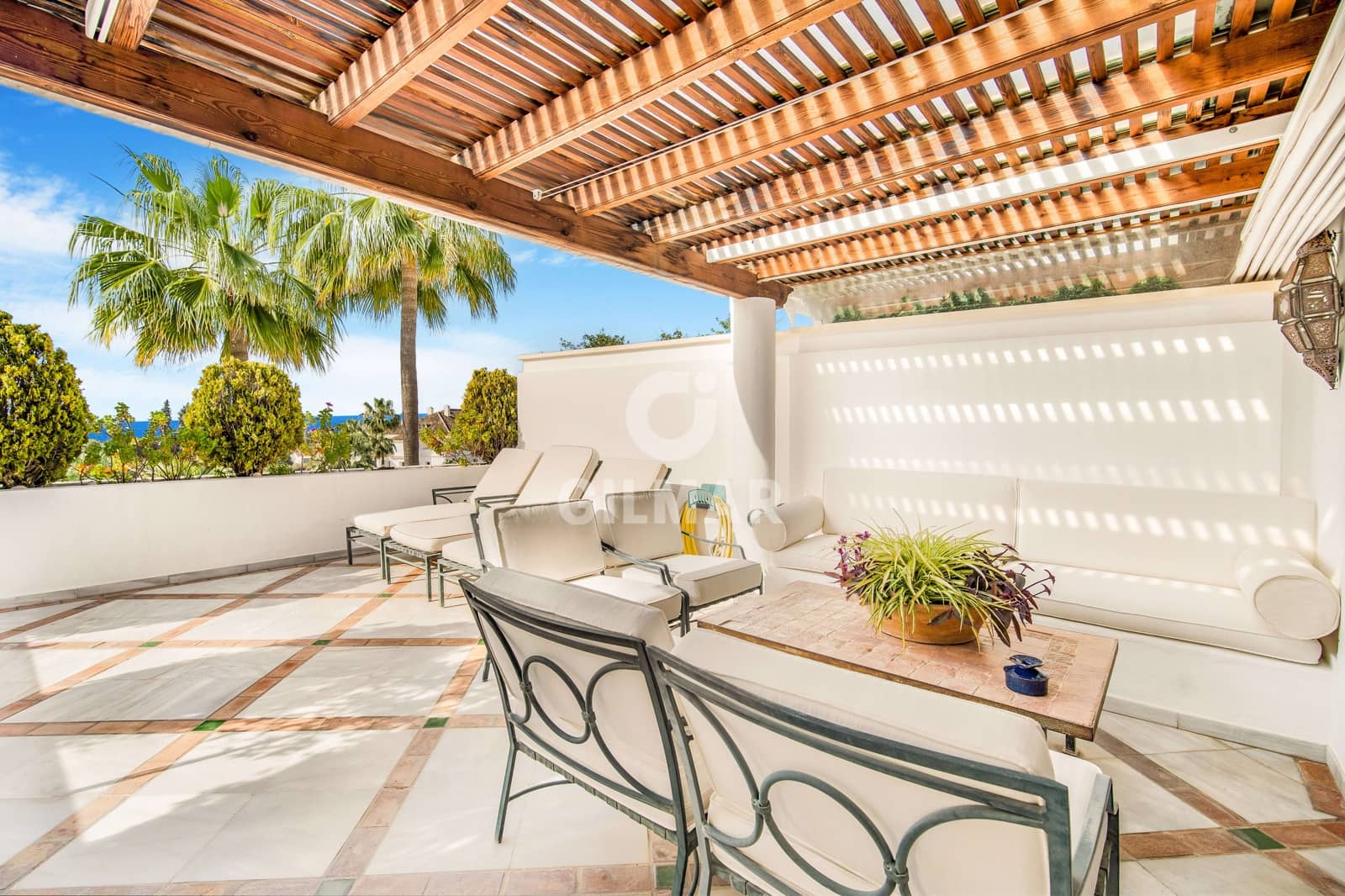 4 soveværelse Penthouse til salg i Golden Mile med swimmingpool garage - € 2.950.000 (Ref: 9747392)