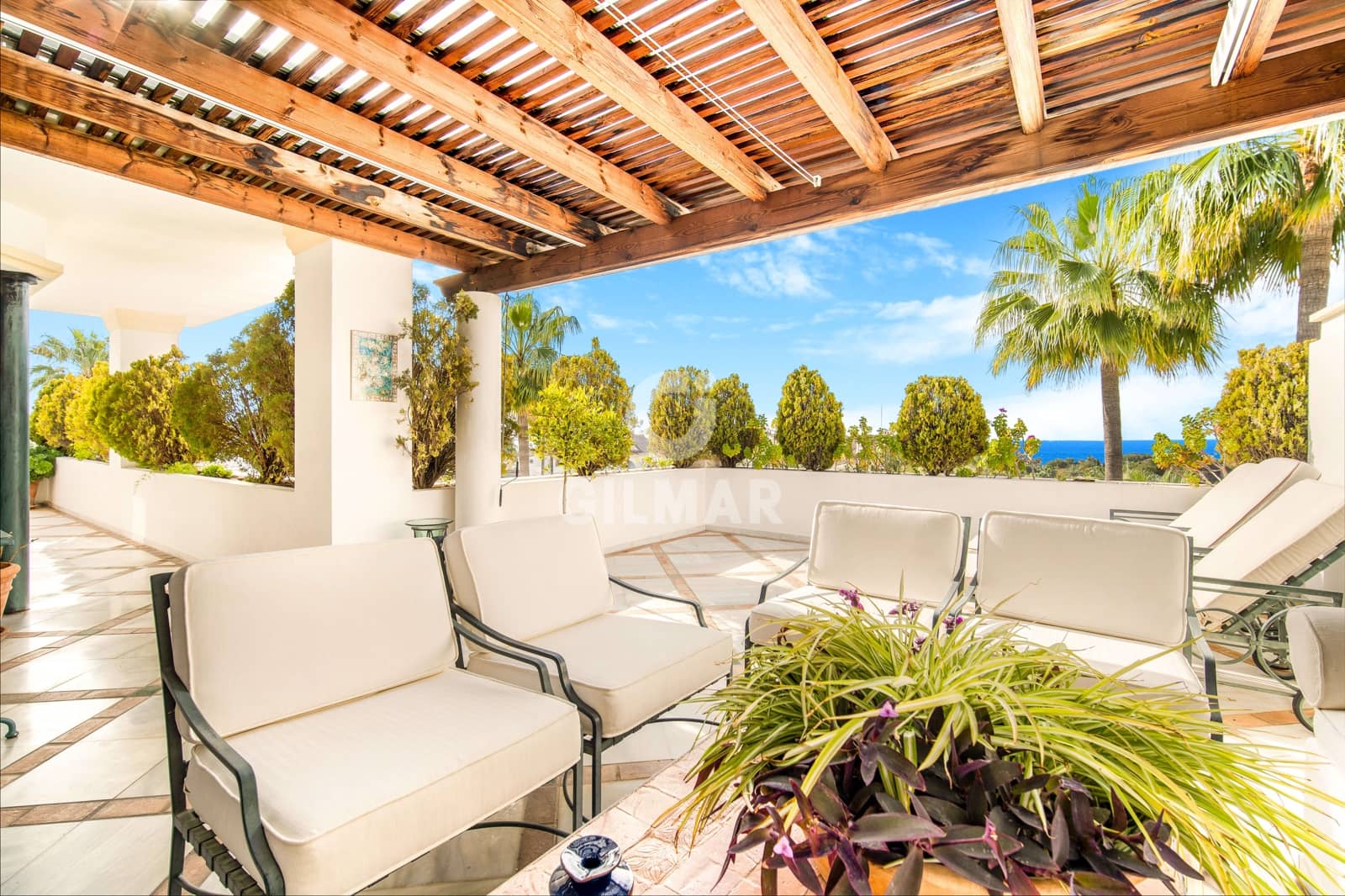 4 soveværelse Penthouse til salg i Golden Mile med swimmingpool garage - € 2.950.000 (Ref: 9747392)