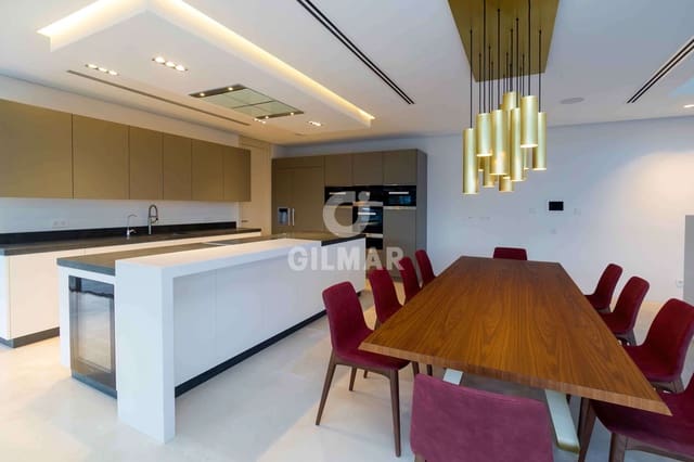 5 quarto Moradia para venda em La Quinta, Benahavís com piscina garagem - 4 950 000 € (Ref: 9747393)