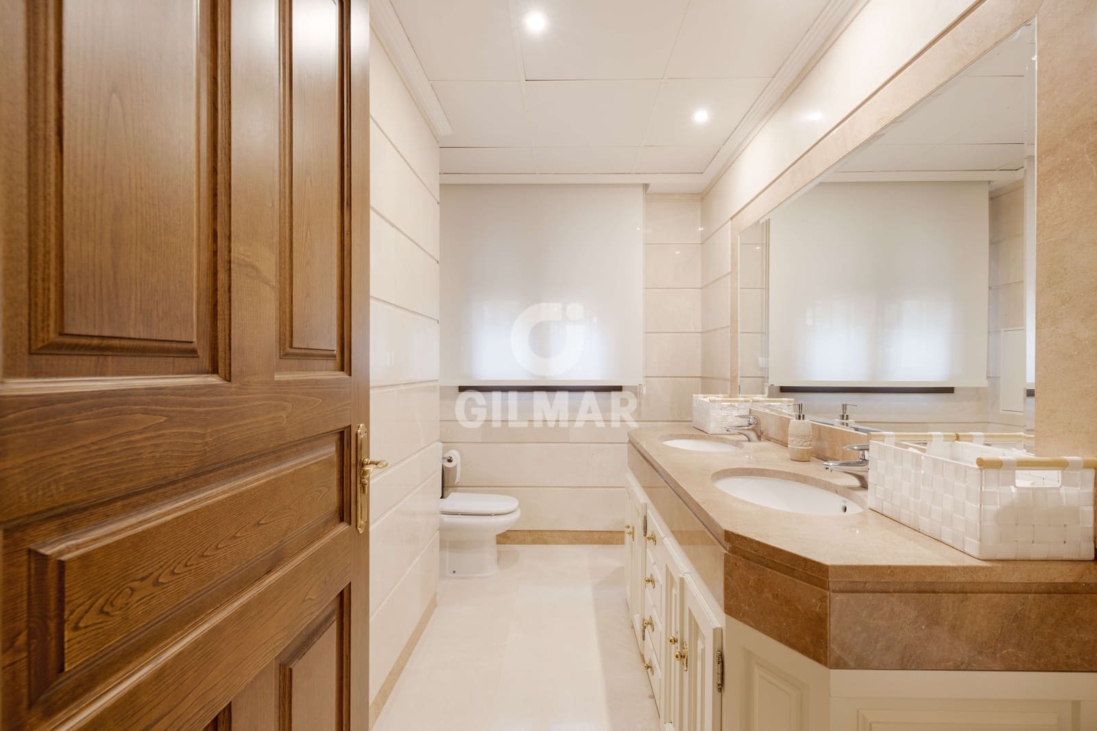 7 soverom Villa til salgs i Benahavis med svømmebasseng garasje - € 2 100 000 (Ref: 9747398)