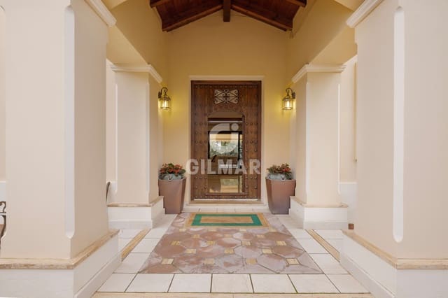 7 soveværelse Villa til salg i Los Arqueros - Puerto del Almendro, Benahavís med swimmingpool garage - € 2.100.000 (Ref: 9747398)