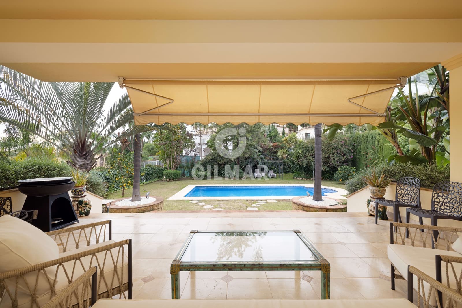 7 soverom Villa til salgs i Benahavis med svømmebasseng garasje - € 2 100 000 (Ref: 9747398)