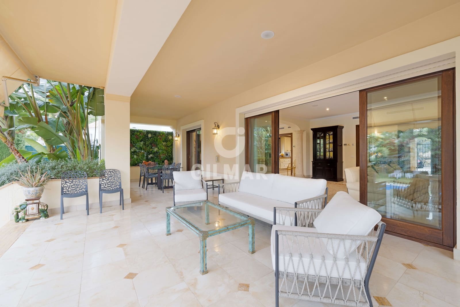 7 soverom Villa til salgs i Benahavis med svømmebasseng garasje - € 2 100 000 (Ref: 9747398)