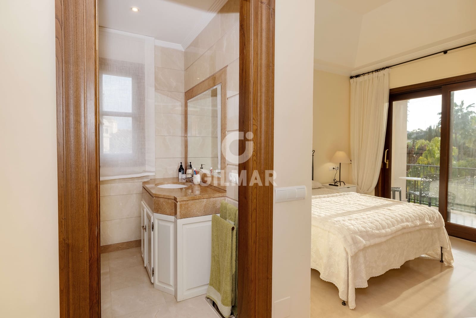 7 soverom Villa til salgs i Benahavis med svømmebasseng garasje - € 2 100 000 (Ref: 9747398)