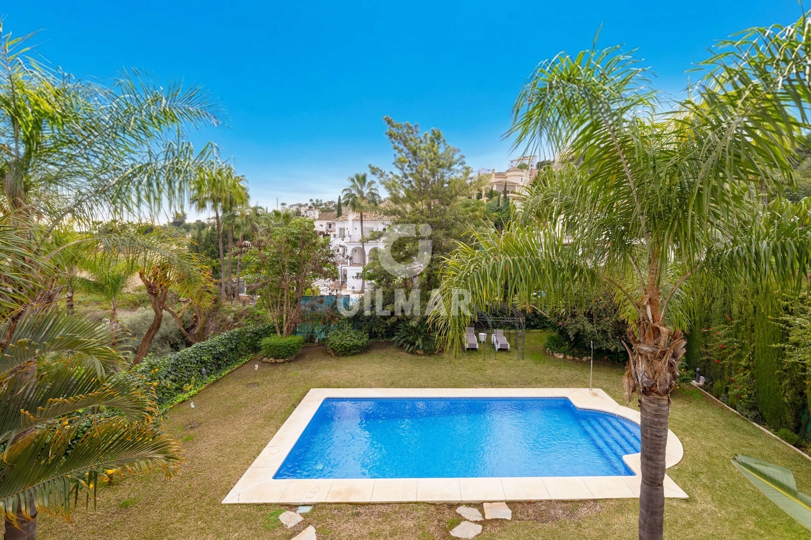 7 soverom Villa til salgs i Benahavis med svømmebasseng garasje - € 2 100 000 (Ref: 9747398)