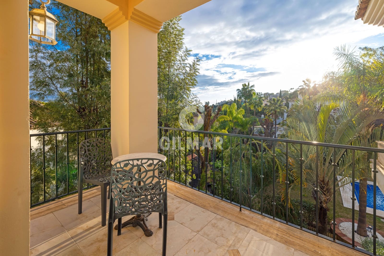 7 soverom Villa til salgs i Benahavis med svømmebasseng garasje - € 2 100 000 (Ref: 9747398)