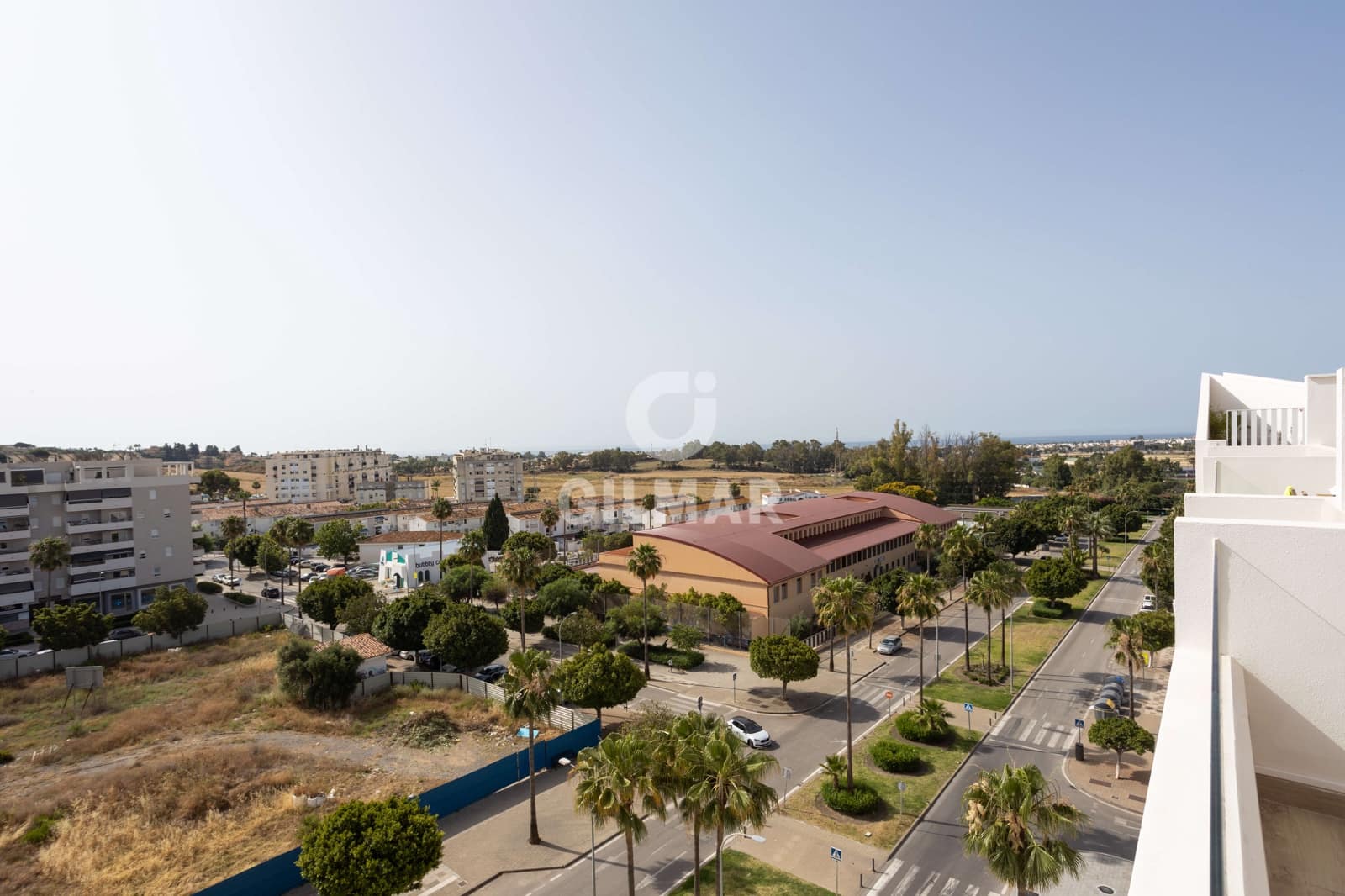 2 sypialnia Penthouse na sprzedaż w Nueva Andalucia z basenem garażem - 890 000 € (Ref: 9747401)