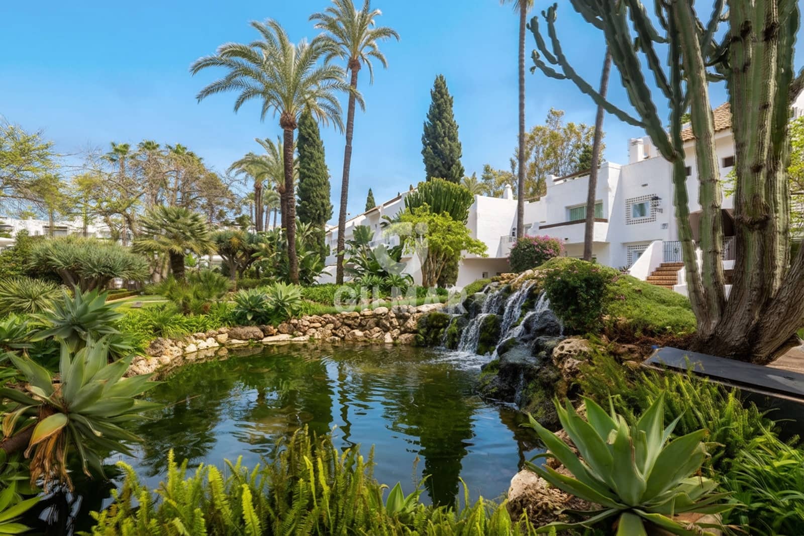 3 Zimmer Wohnung zu verkaufen in Puerto Banus mit Pool Garage - 1.385.000 € (Ref: 9747402)