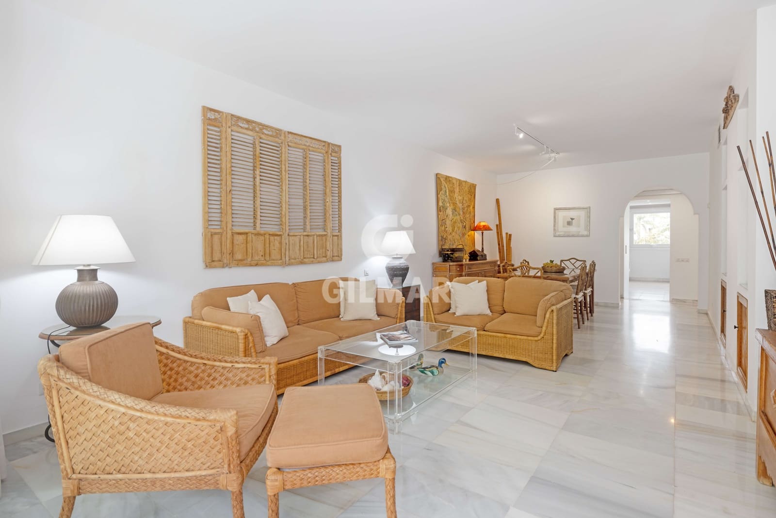 3 Zimmer Wohnung zu verkaufen in Puerto Banus mit Pool Garage - 1.385.000 € (Ref: 9747402)