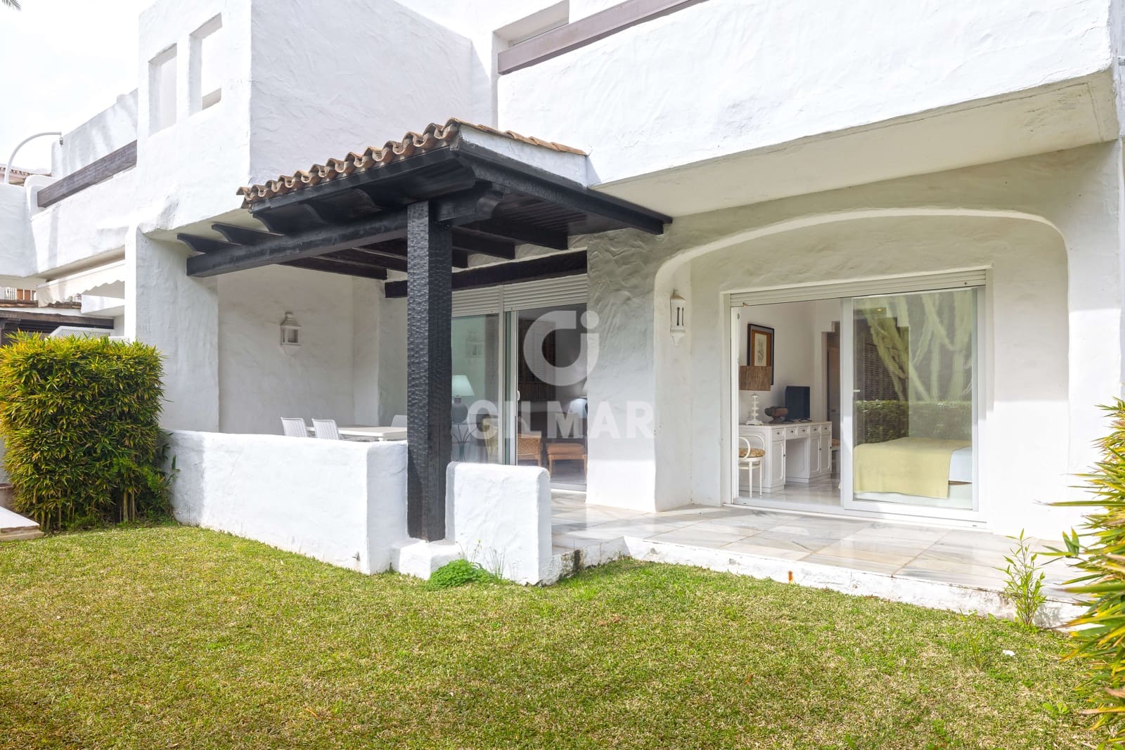 3 Zimmer Wohnung zu verkaufen in Puerto Banus mit Pool Garage - 1.385.000 € (Ref: 9747402)