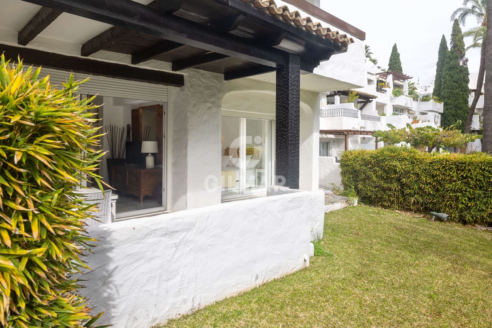 3 Zimmer Wohnung zu verkaufen in Puerto Banus mit Pool Garage - 1.385.000 € (Ref: 9747402)