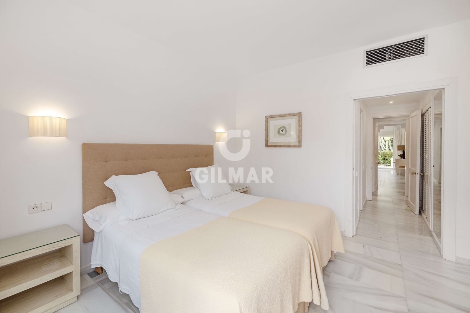 3 Zimmer Wohnung zu verkaufen in Puerto Banus mit Pool Garage - 1.385.000 € (Ref: 9747402)