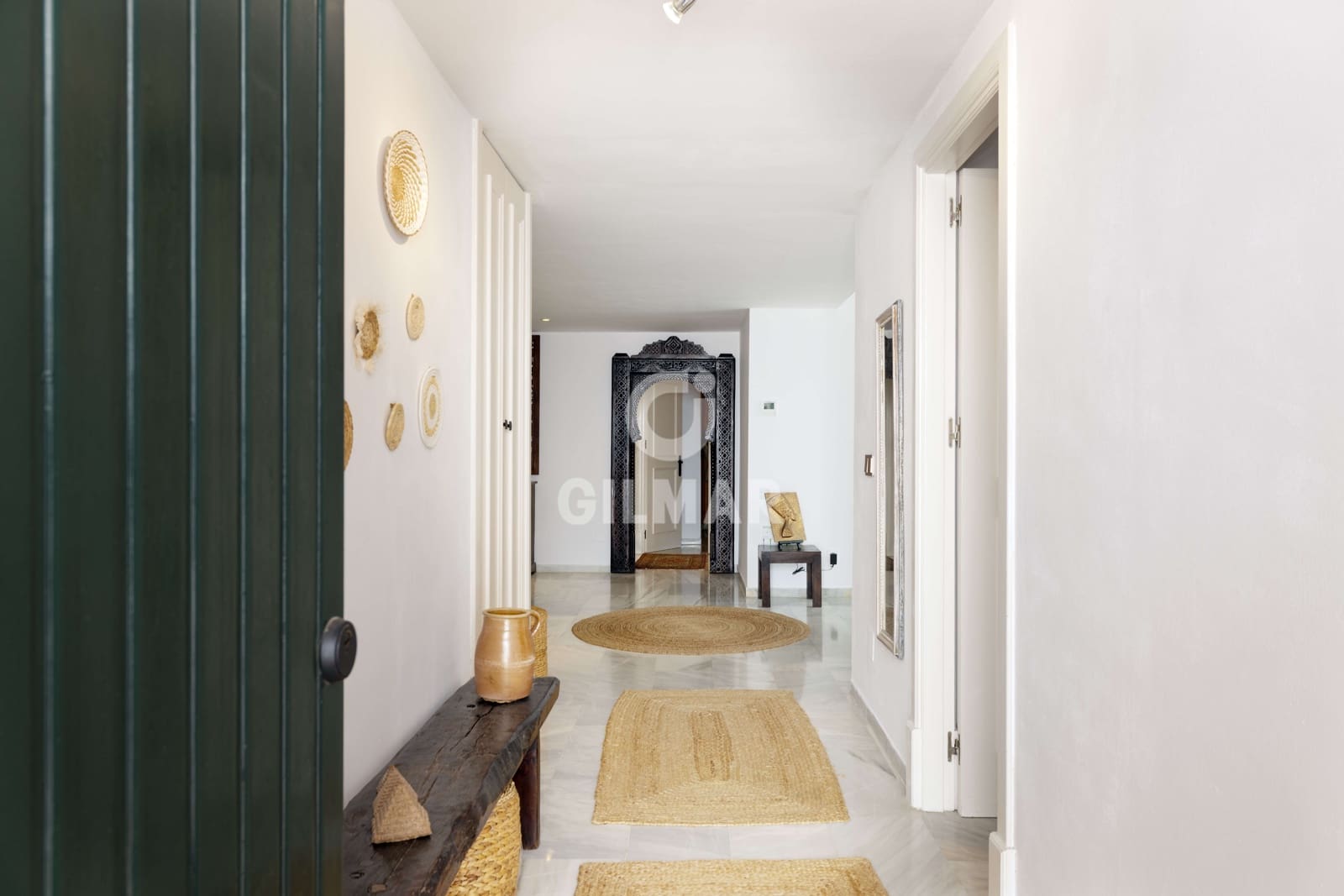 3 Zimmer Wohnung zu verkaufen in Nueva Andalucia mit Pool - 770.000 € (Ref: 9747403)