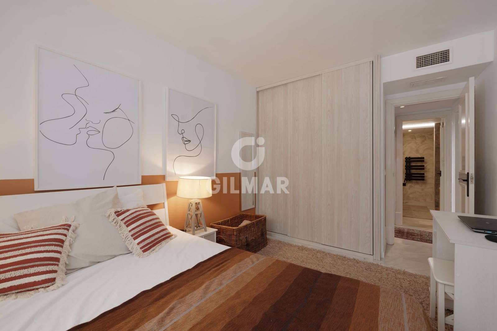 3 Zimmer Wohnung zu verkaufen in Nueva Andalucia mit Pool - 770.000 € (Ref: 9747403)