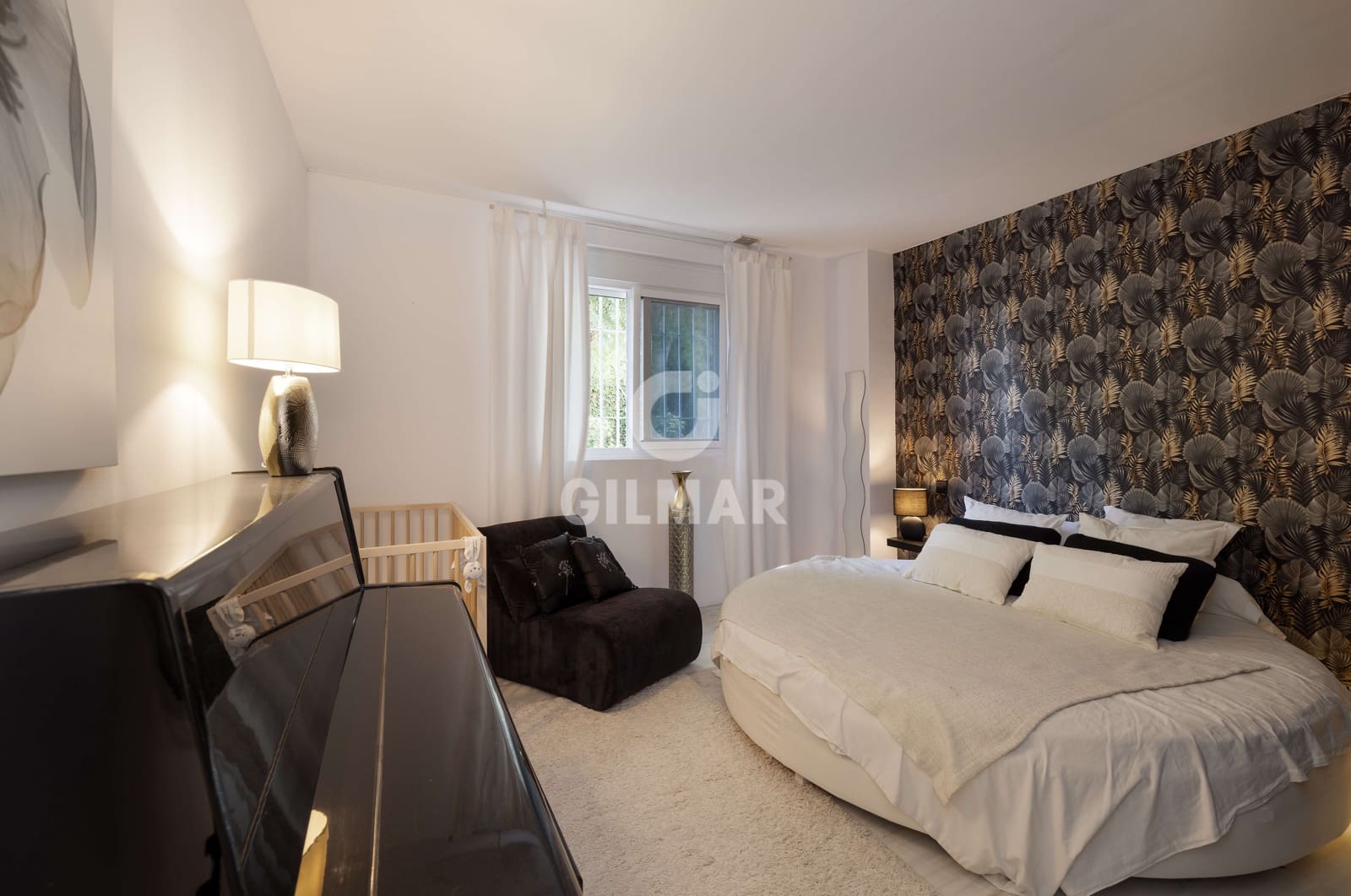 3 Zimmer Wohnung zu verkaufen in Nueva Andalucia mit Pool - 770.000 € (Ref: 9747403)