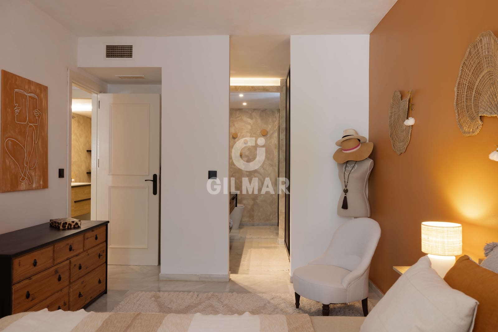 3 Zimmer Wohnung zu verkaufen in Nueva Andalucia mit Pool - 770.000 € (Ref: 9747403)