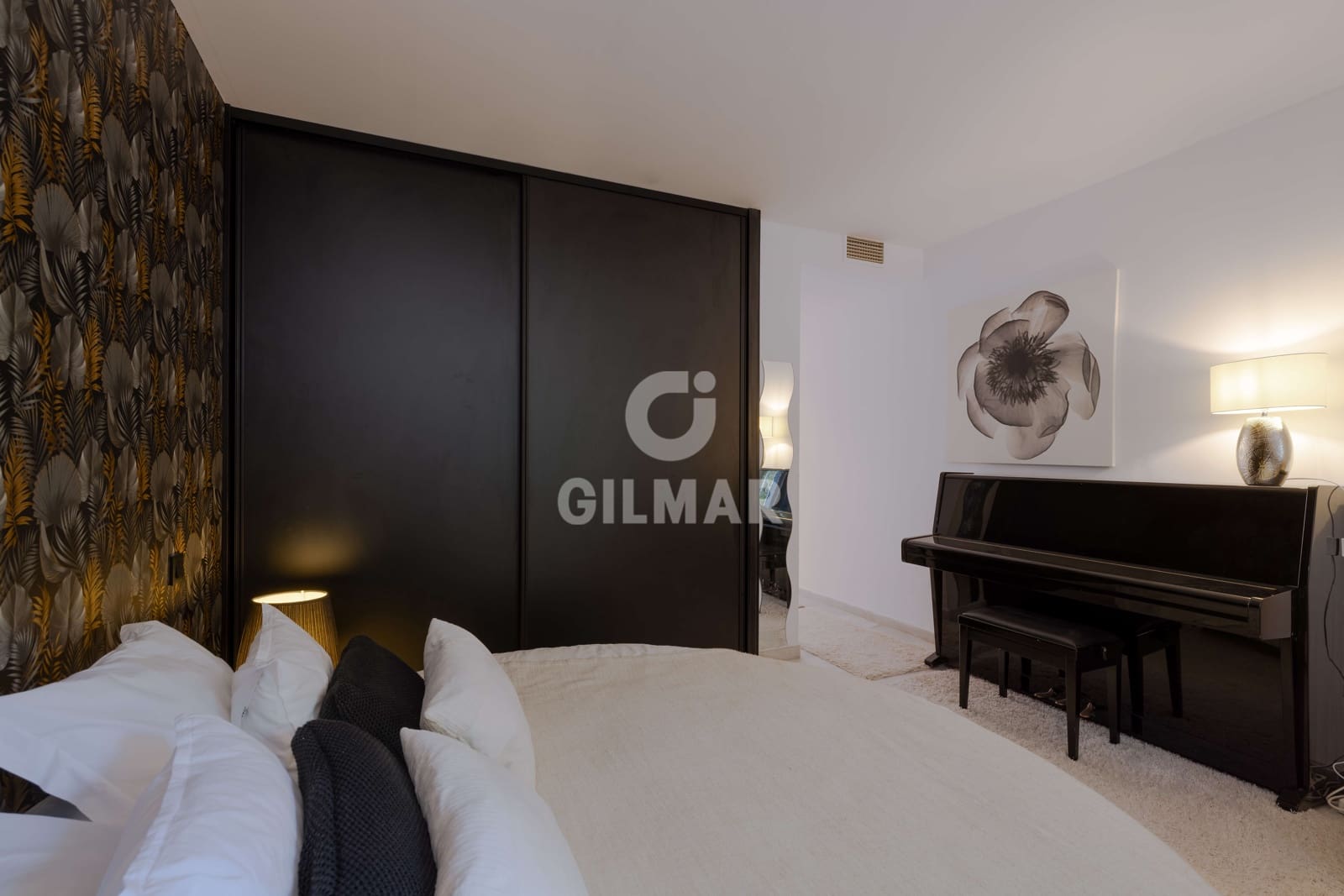 3 Zimmer Wohnung zu verkaufen in Nueva Andalucia mit Pool - 770.000 € (Ref: 9747403)