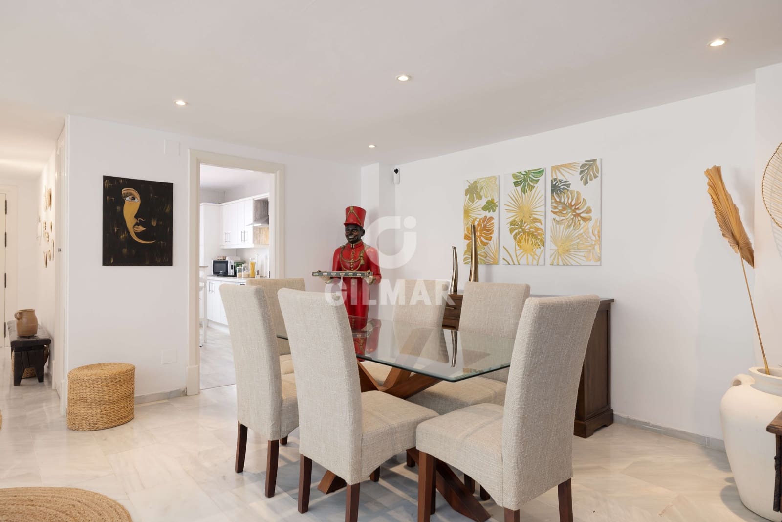 3 Zimmer Wohnung zu verkaufen in Nueva Andalucia mit Pool - 770.000 € (Ref: 9747403)